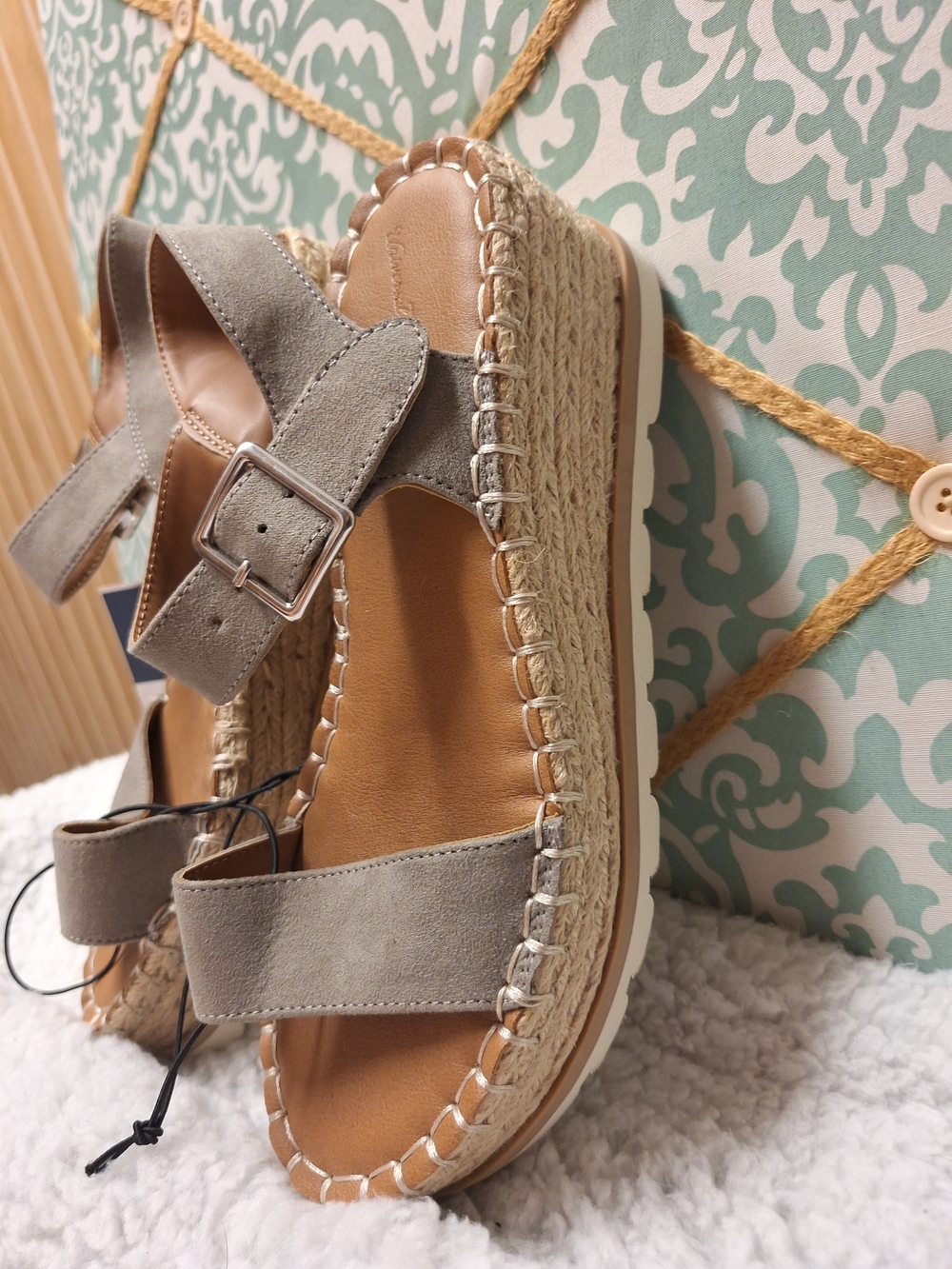 NWT Women's Taupe Espadrille Platform Sandals Sz 7.5 - Picture 2 of 16